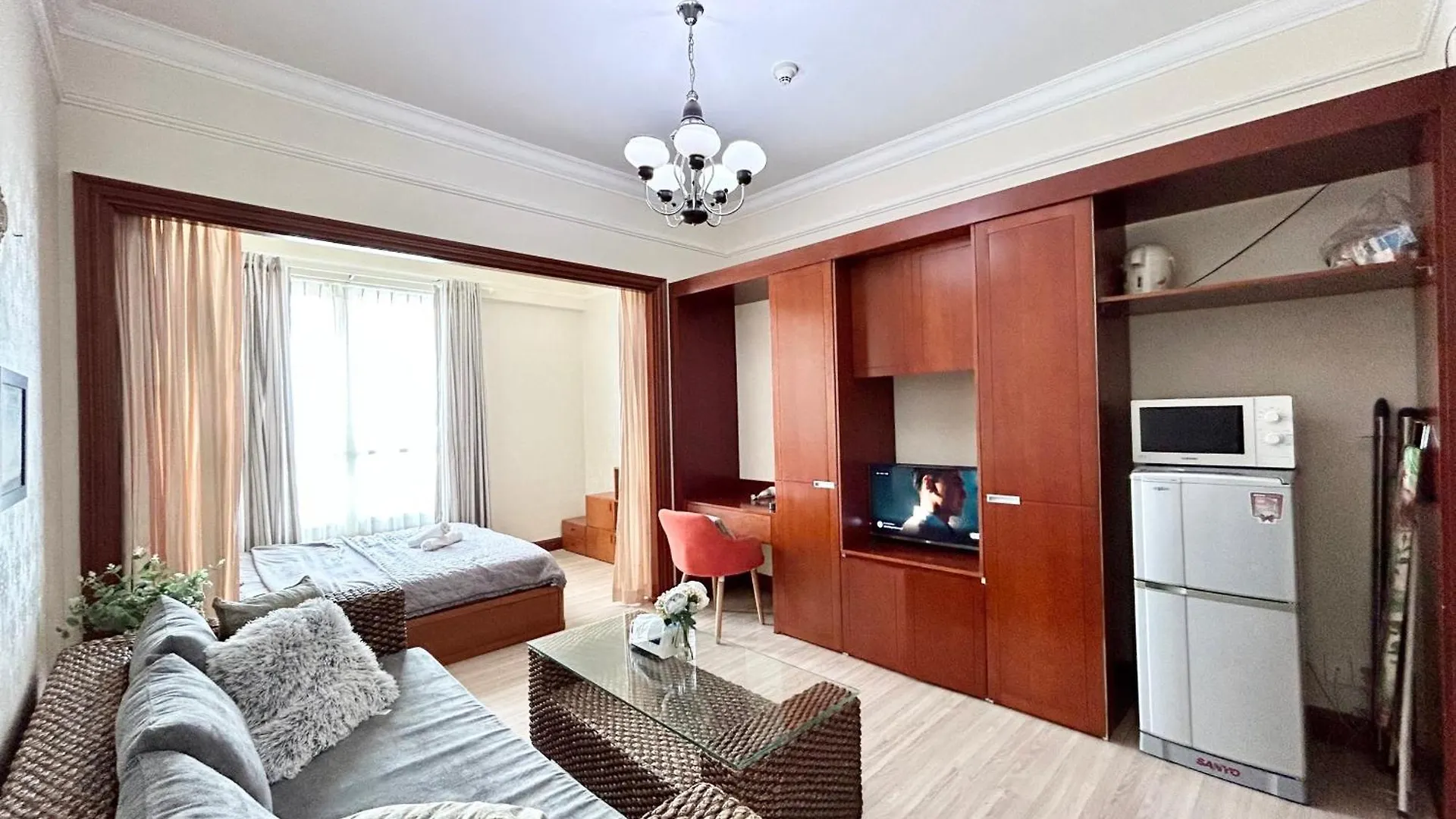 Chung Cu The Manor 2 Phong 38M2 View Lau Cao Nhin Ra Thanh Pho Ho Chi Minh City