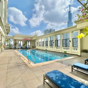 Diny - Rooftop Pool - The Manor 2 Apartment